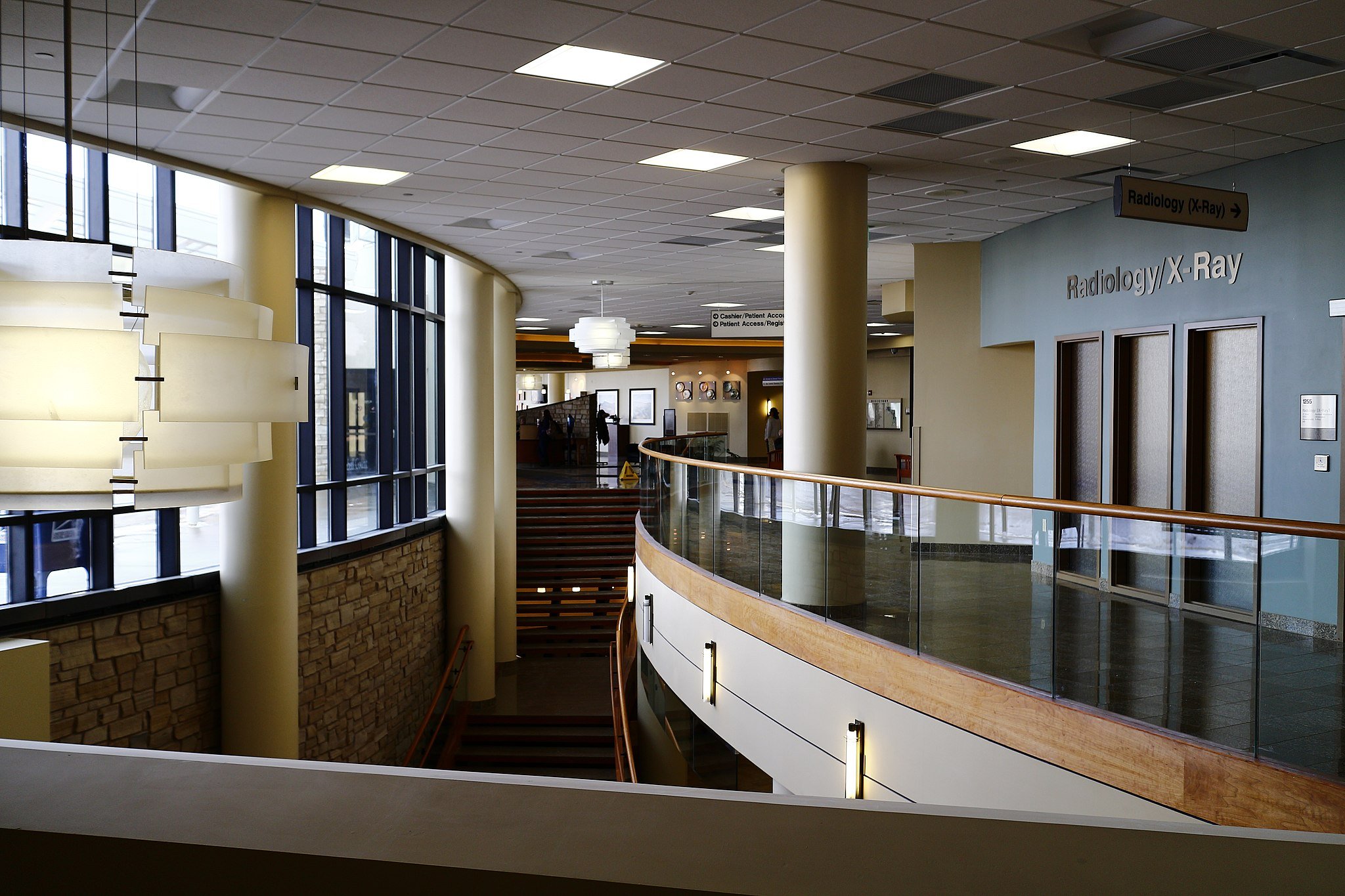 Campbell_County_Memorial_Hospital_lobby_in_Gillette,_Wyoming.jpg